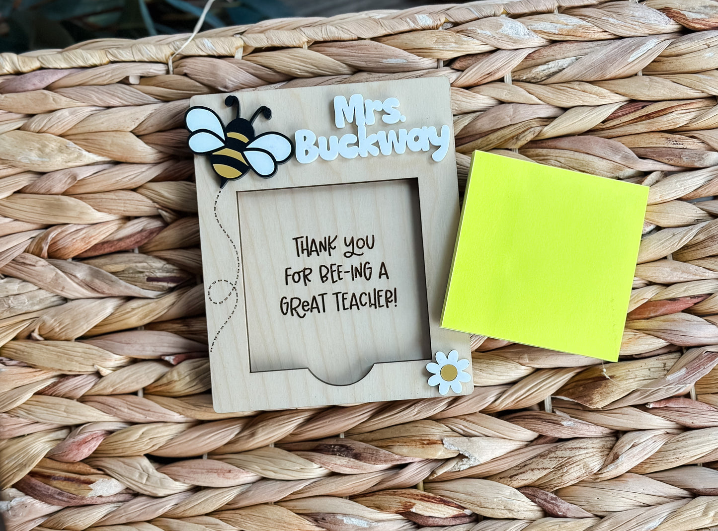 Bee🐝 Note Pad Holder