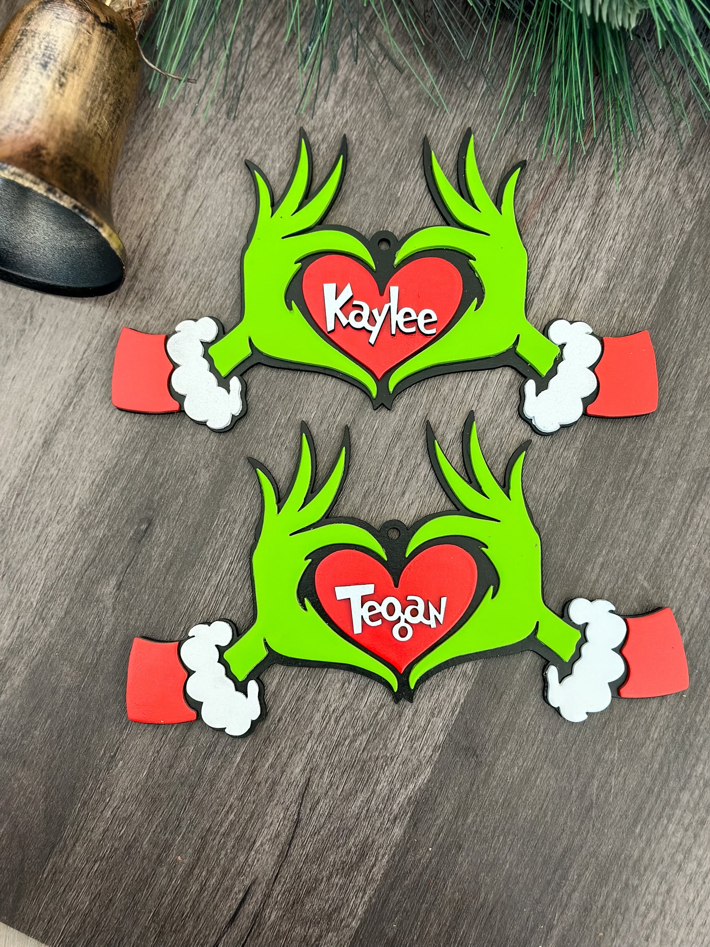 Grinch Heart Tag